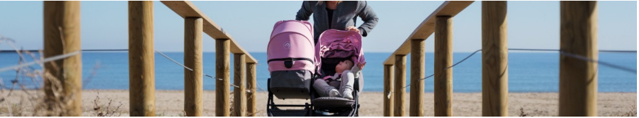 baby monsters babakocsi ikreknek